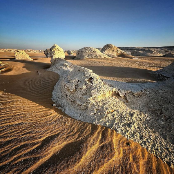 white desert egypt weather