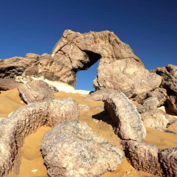 Crystal-Mountain-Sahara-1