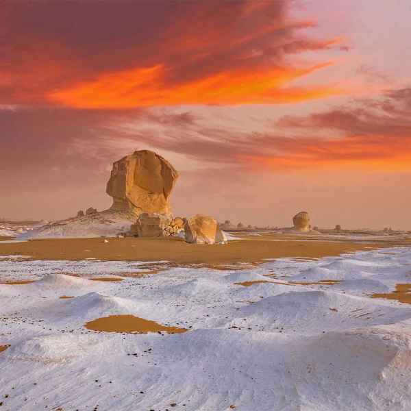 Sunset-in-the-White-Desert-Sahara-1.png