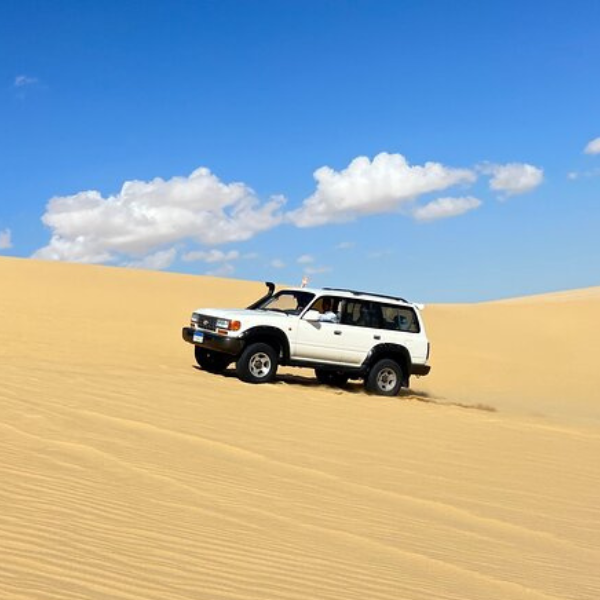 desert-Car-sahara-1